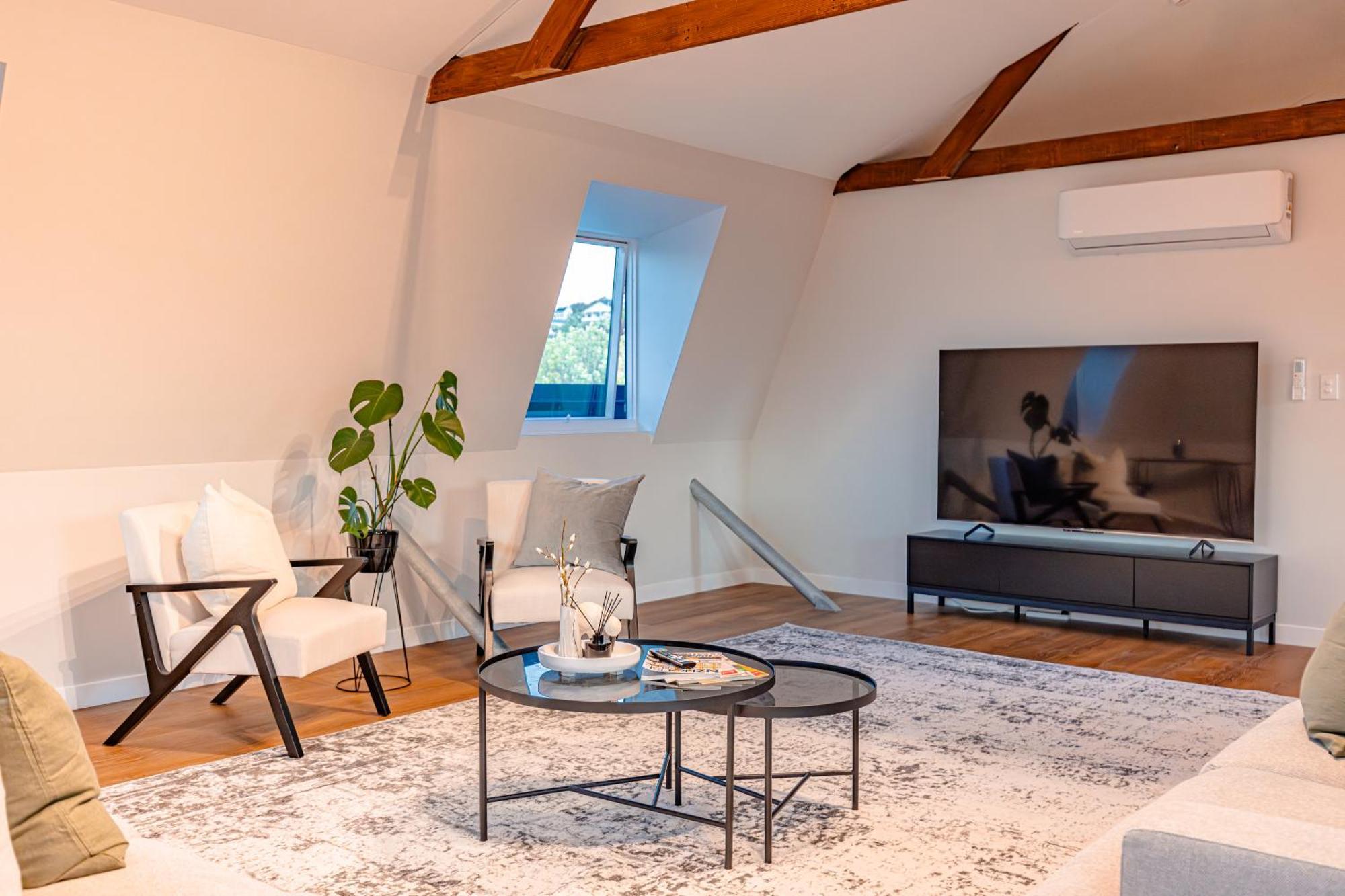 Johnston Apartments - Award-Winning Building, Your Unforgettable Stay Уонгануи Экстерьер фото