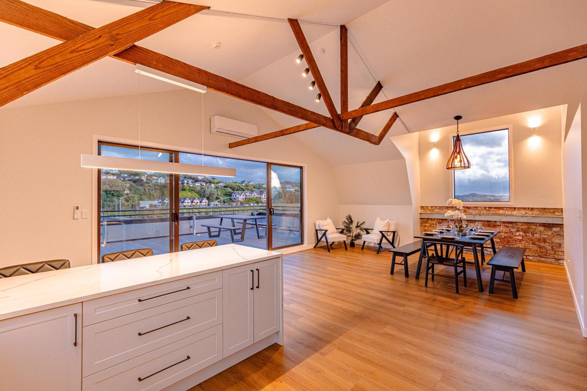 Johnston Apartments - Award-Winning Building, Your Unforgettable Stay Уонгануи Экстерьер фото