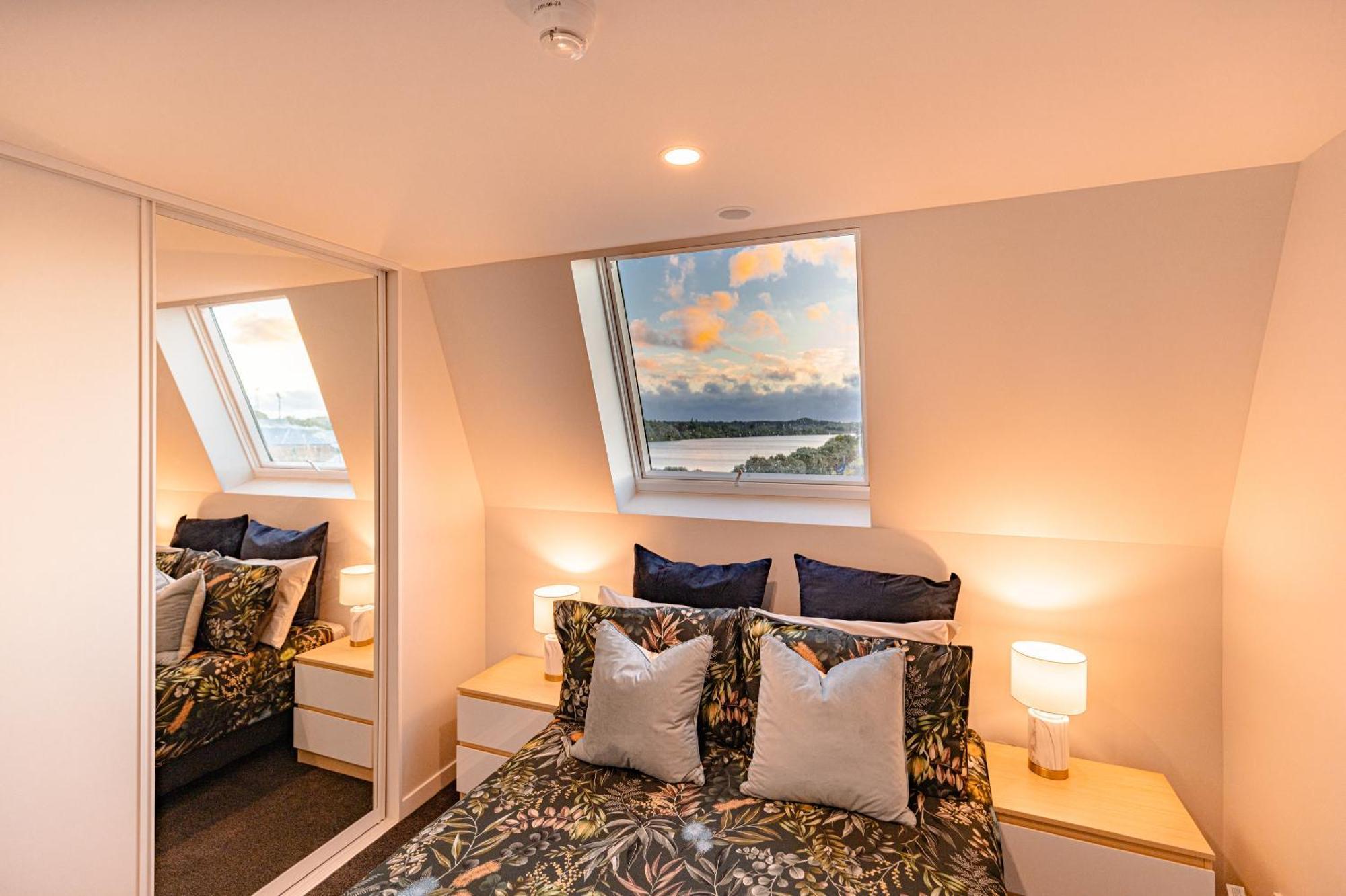 Johnston Apartments - Award-Winning Building, Your Unforgettable Stay Уонгануи Экстерьер фото