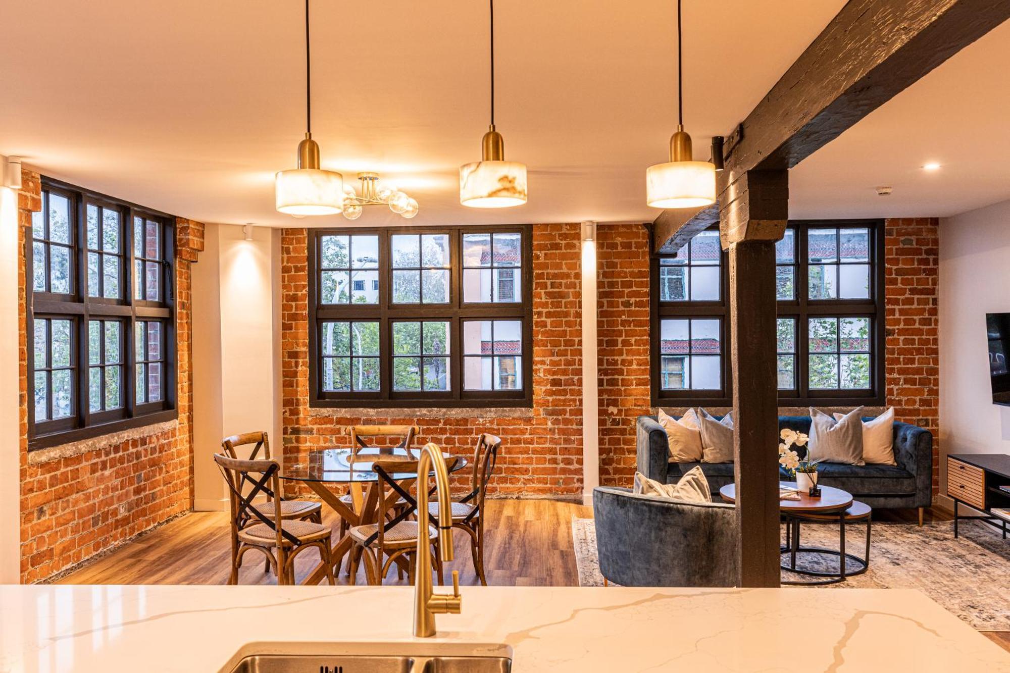 Johnston Apartments - Award-Winning Building, Your Unforgettable Stay Уонгануи Экстерьер фото